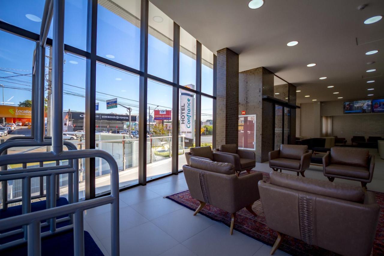 Hotel Confiance Barigui 쿠리치바 외부 사진