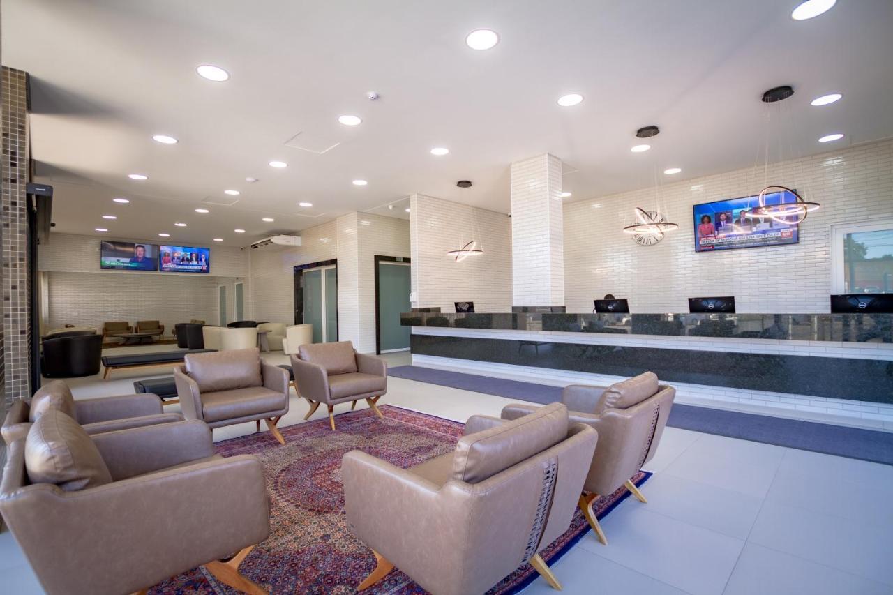 Hotel Confiance Barigui 쿠리치바 외부 사진