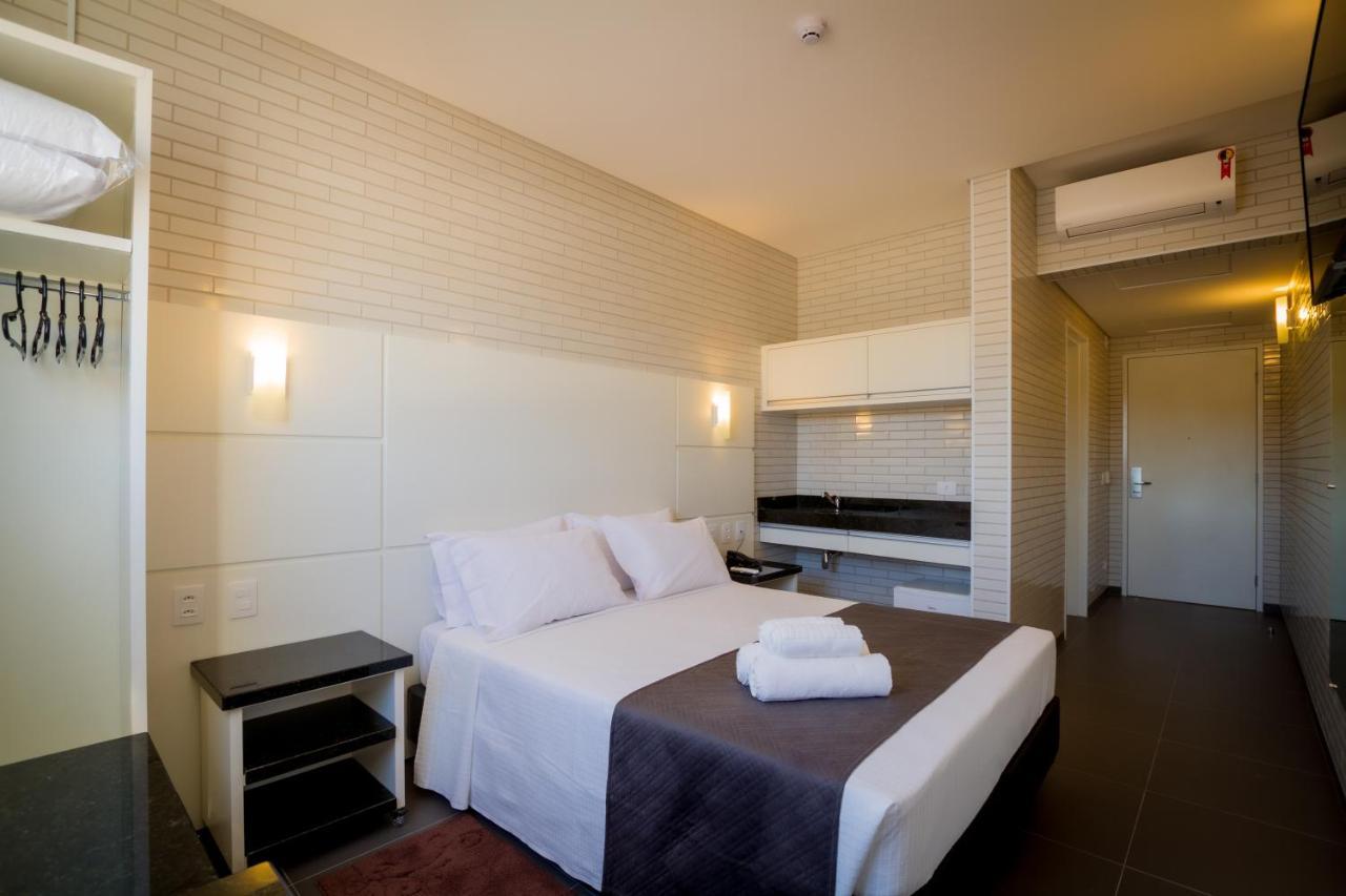 Hotel Confiance Barigui 쿠리치바 외부 사진