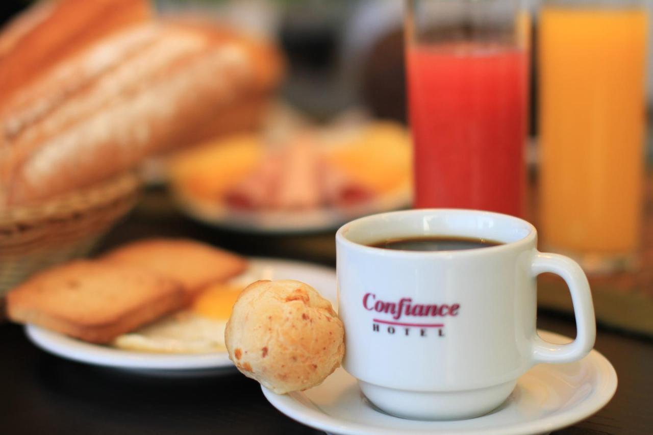 Hotel Confiance Barigui 쿠리치바 외부 사진